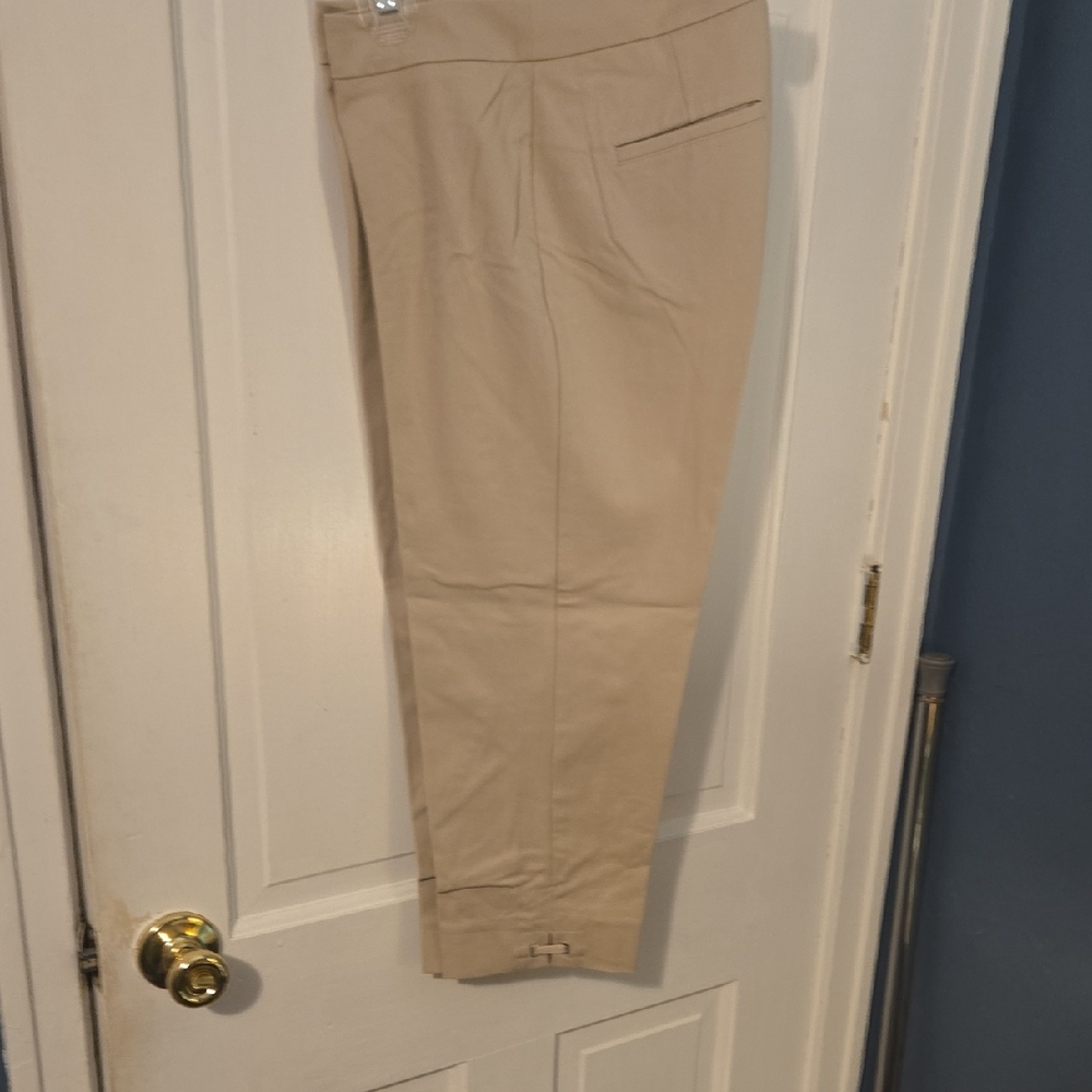 Talbots Women's Tan Capris